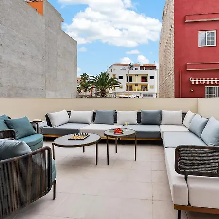 Aparthotel Seashell 4*