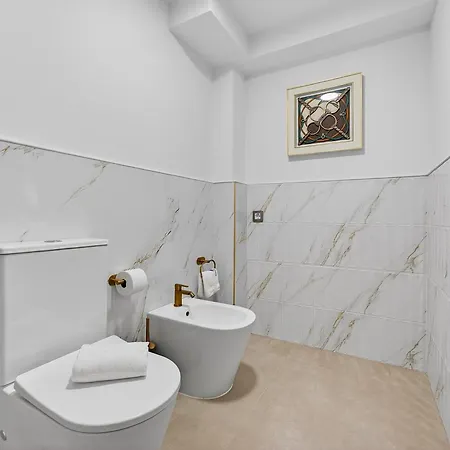 Aparthotel Seashell 4*
