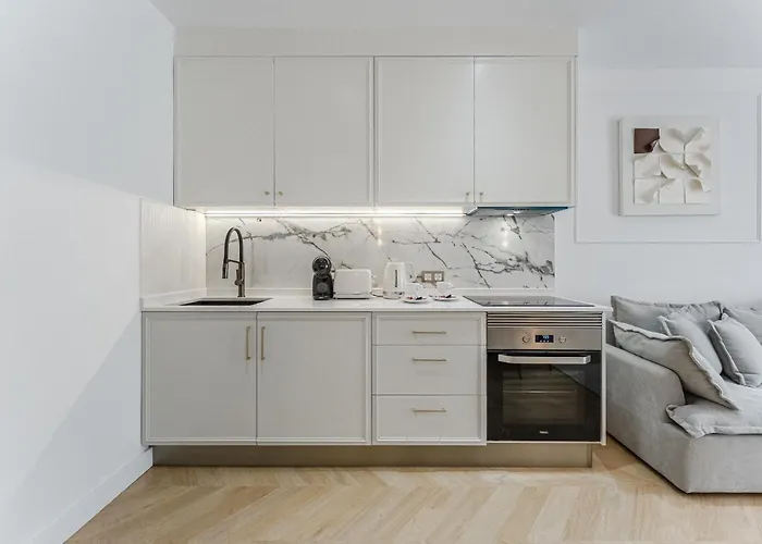 Seashell Apart-hotel 4*